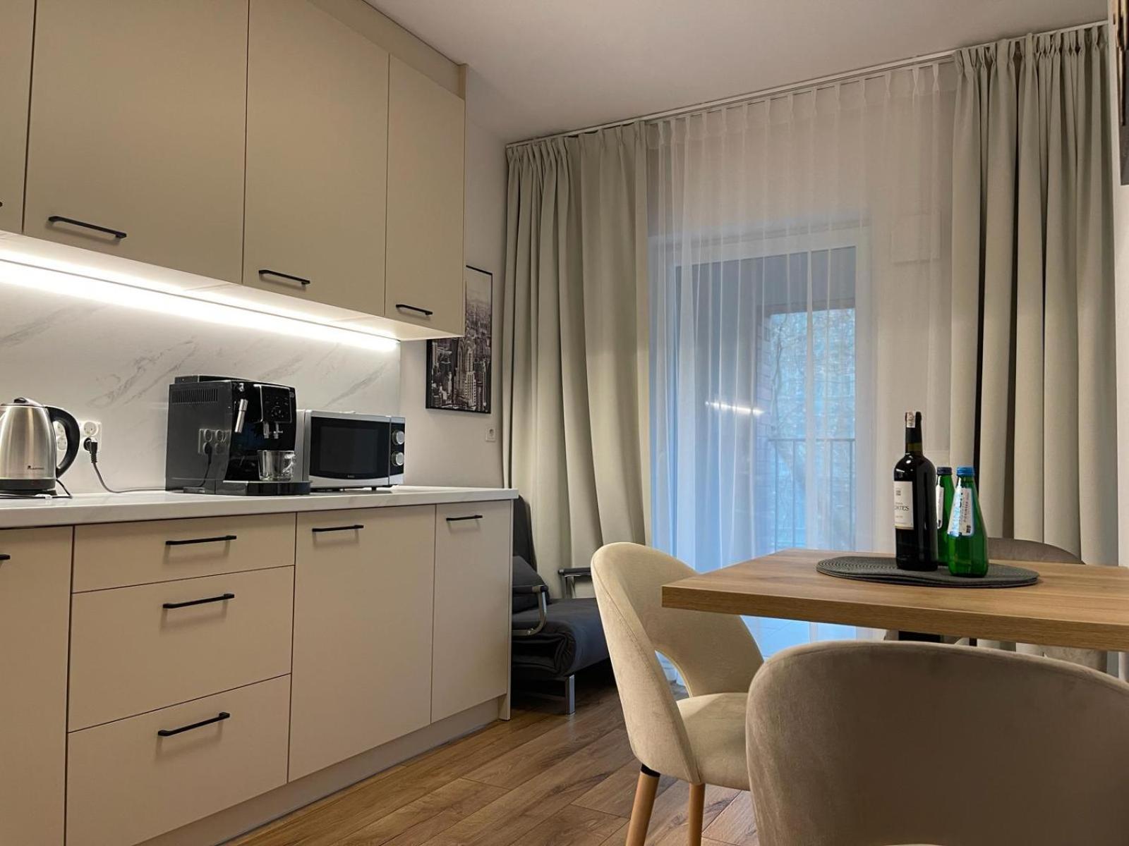 City Sense New Apartments - Main Station And City Center Wrocław Kültér fotó