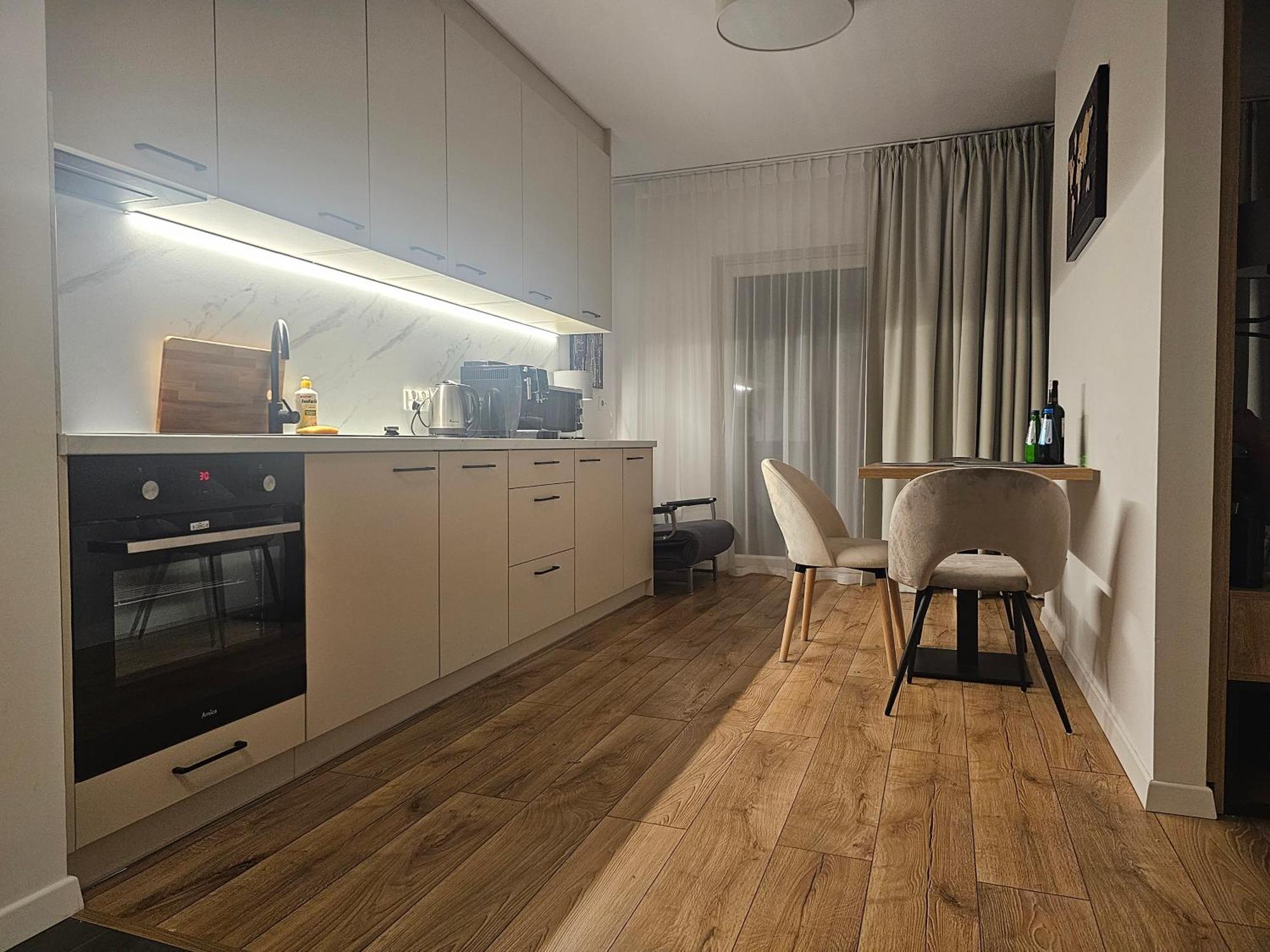 City Sense New Apartments - Main Station And City Center Wrocław Kültér fotó