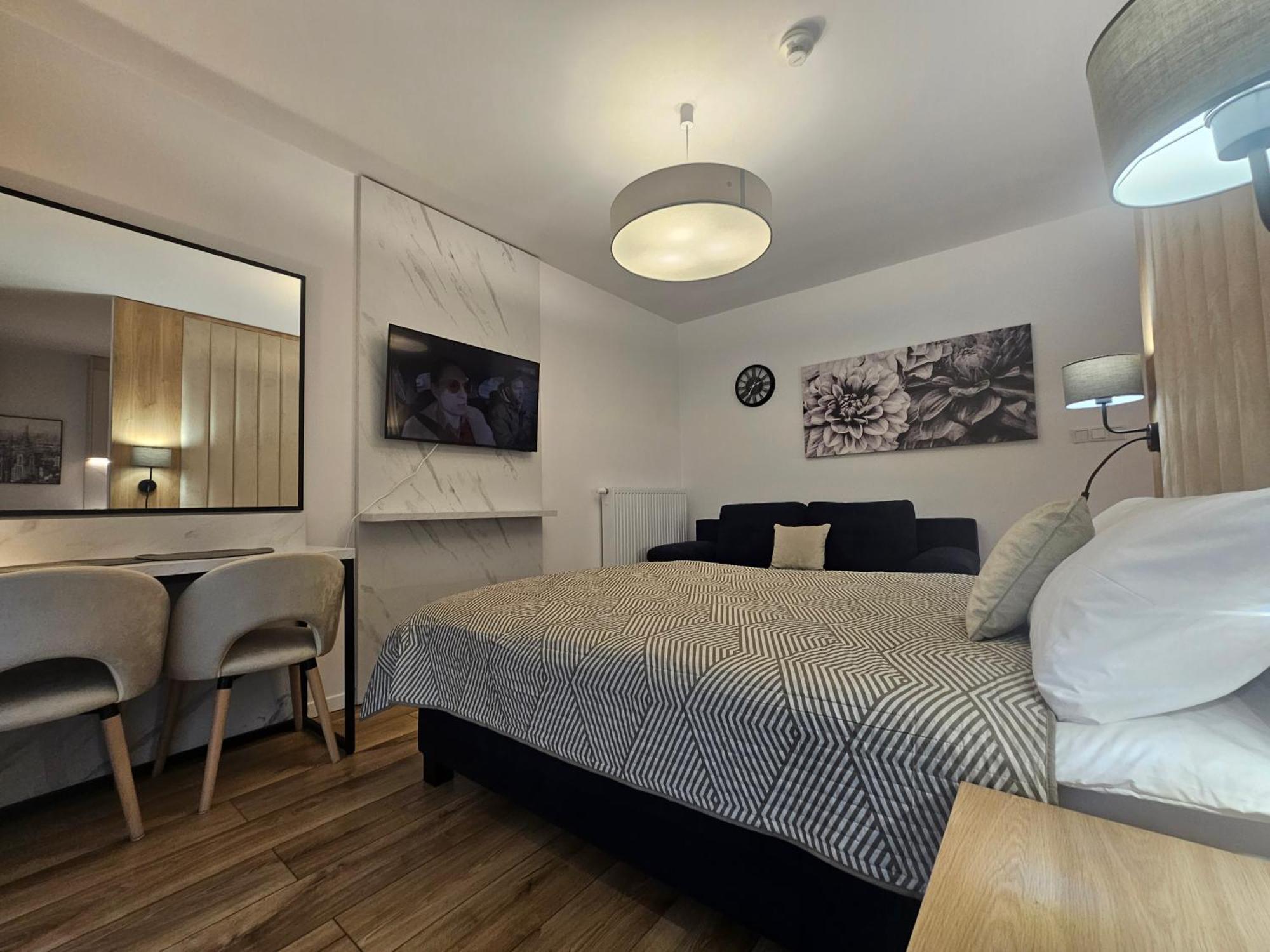 City Sense New Apartments - Main Station And City Center Wrocław Kültér fotó